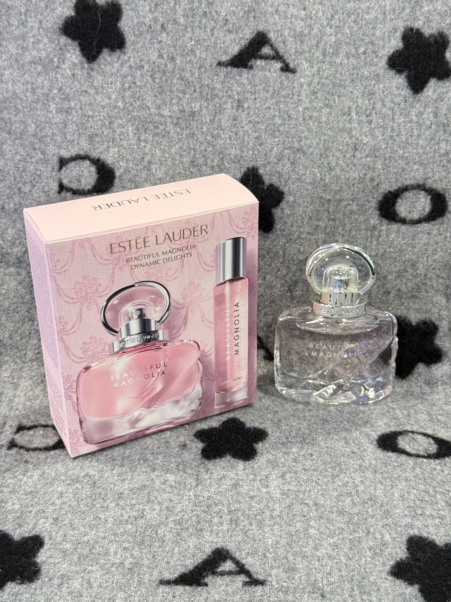 Estée Lauder beautiful magnolia EDP full size 1oz(30ml)