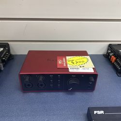 Scarlett Focusrite 4i4 4th Gen