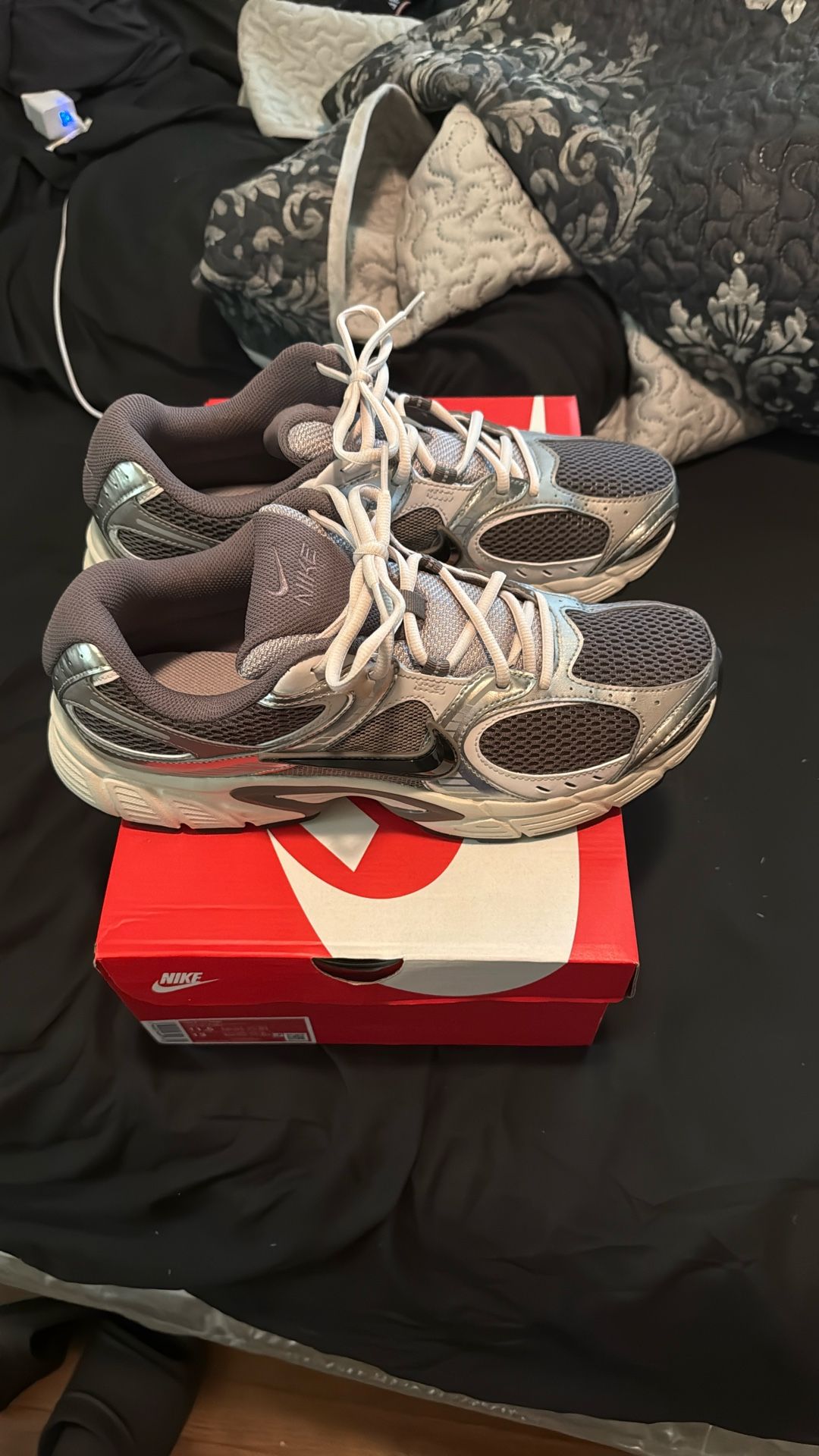 Nike V5 Rnr Running Shoes