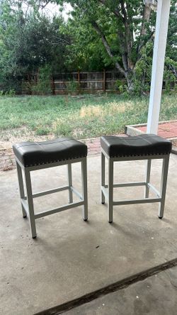 2 counter height bar stools