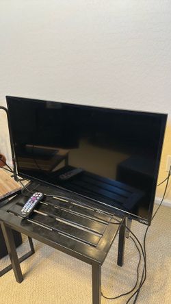 28 inch Vizio TV