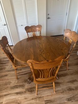 Table and chair set