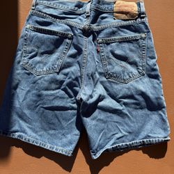 Levi’s Jorts 