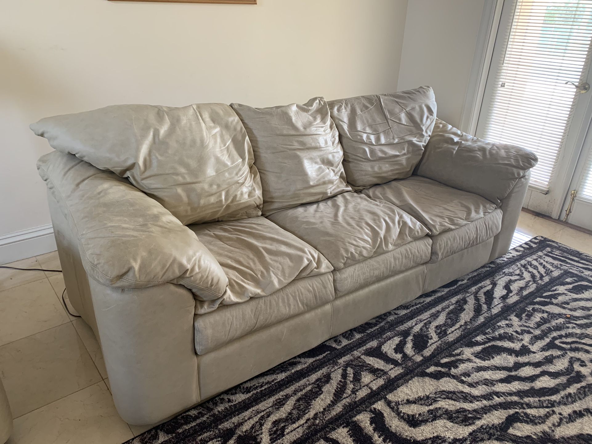 Couch Leather Free