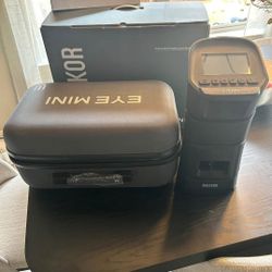 Uneekor Eye Mini Lunch Monitor 