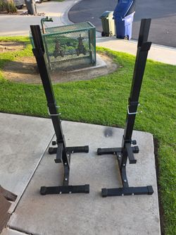 ADJUSTABLE SQUAT STANDS