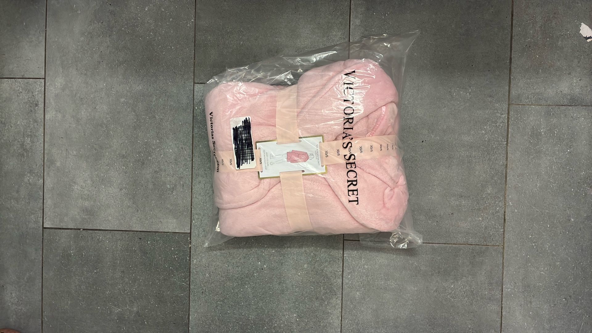 Victoria Secret Robe Pink