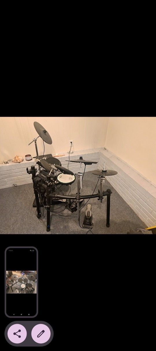 Roland TD-4 Electric drum Set
