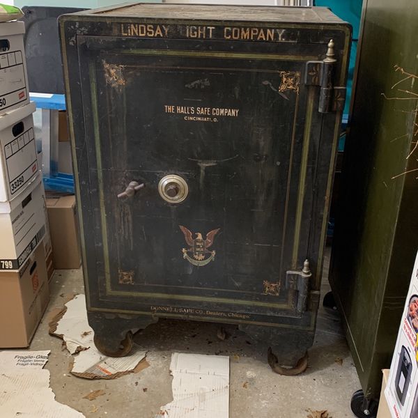 Antique safe, Hall’s Safe Company Cincinnati Ohio for Sale in Glendale