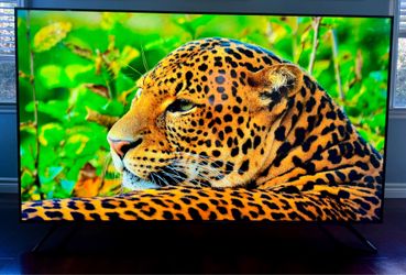CL QM6K 75” QLED 4K Smart TV – Excellent Condition