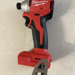 Milwaukee M18 Impact Driver 