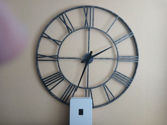 Huge deco clock