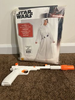 Halloween Costume - Star Wars Princess Leia (Women’s XS) - LIKE NEW