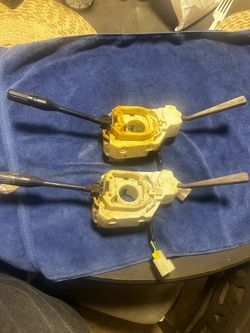 Nissan 720 parts