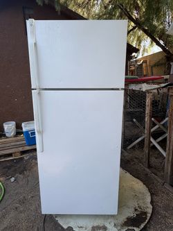 GE fridge