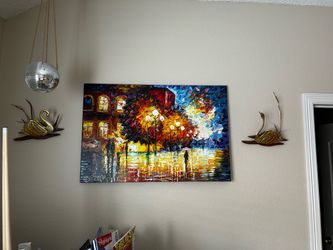 Wall Art & Canvas Decor Collection