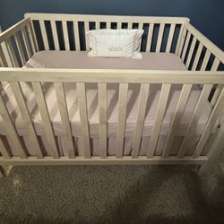 Baby Crib With Mattress- Cuna Con Colchón 