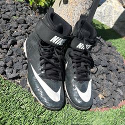 Nike Boy Football Shoes Men 9.5 