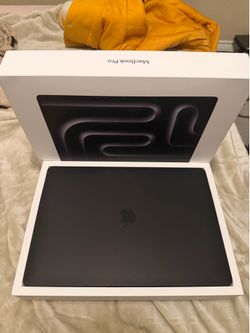 Apple MacBook Pro 16” – macOS Tahoe 2025, M4 Pro, 24GB RAM, 512gb SSD, A+ Condition