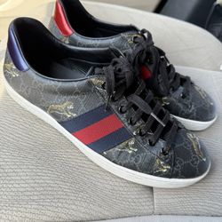 Gucci Tiger Canvas Sneakers