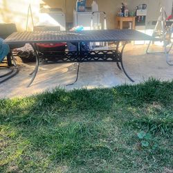 Rod iron table super nice for outdoors for sale