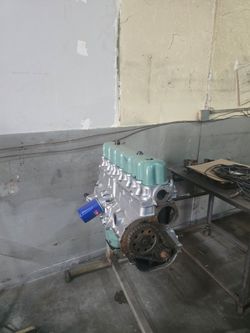 Rebuilt 4.2L engine