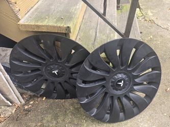 Wheel Covers (Tesla)