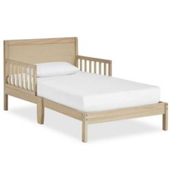 Dream On Me Brookside Toddler Bed Vintage White Oak