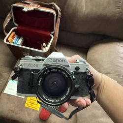 Canon AE-1 35mm Film Camera Kit-Fully Functional + Extras 