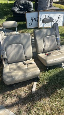 Cadillac 3rd Row 2002