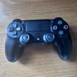 PS4 Controller