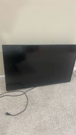 39’ LED Insignia TV