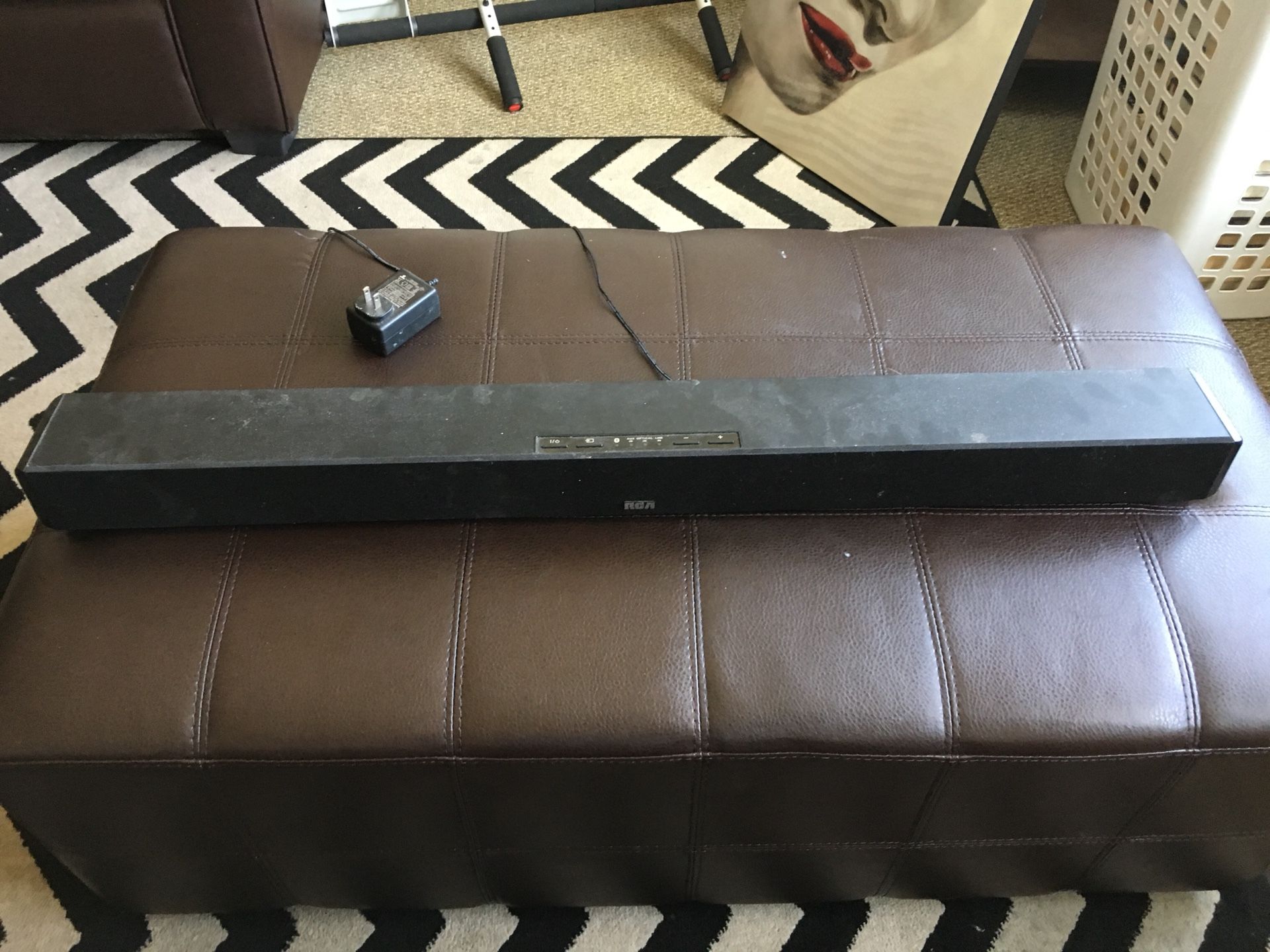 Sounds bar RCA (used) like new $10