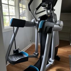 Precor AMT 885 Adaptive Motion Trainer Open Stride for Sale in Hollywood CA OfferUp