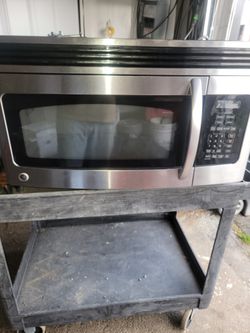 GE Microwave Oven