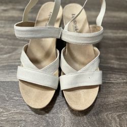 Lifestride Danita Women’s Wedge Sandal Size 8