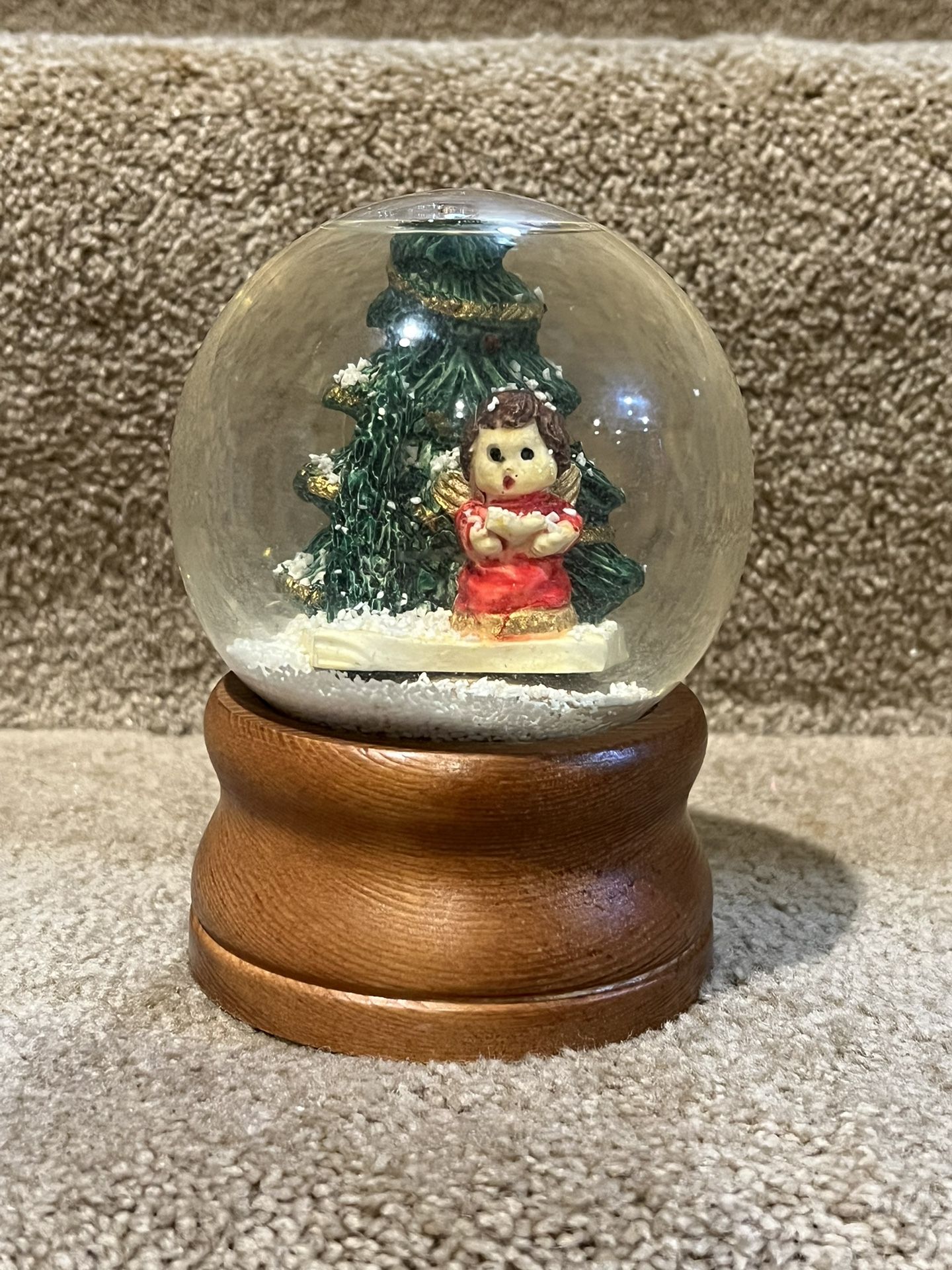 Vintage Christmas Musical Snow Globe Wood base plays O come let us adore him