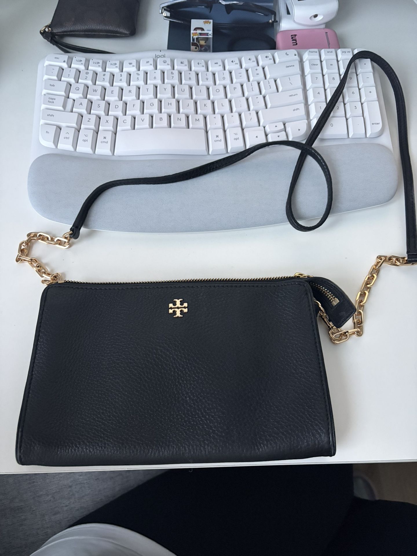 Women’s Crossbody Wallet