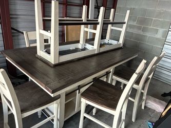 Like new dining set