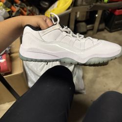 Jordan 11s