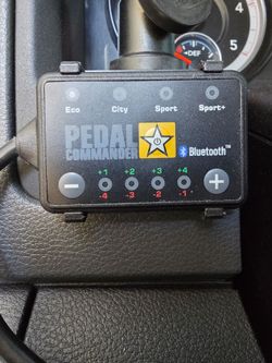 Pedal commander