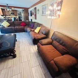 Sectional couch 