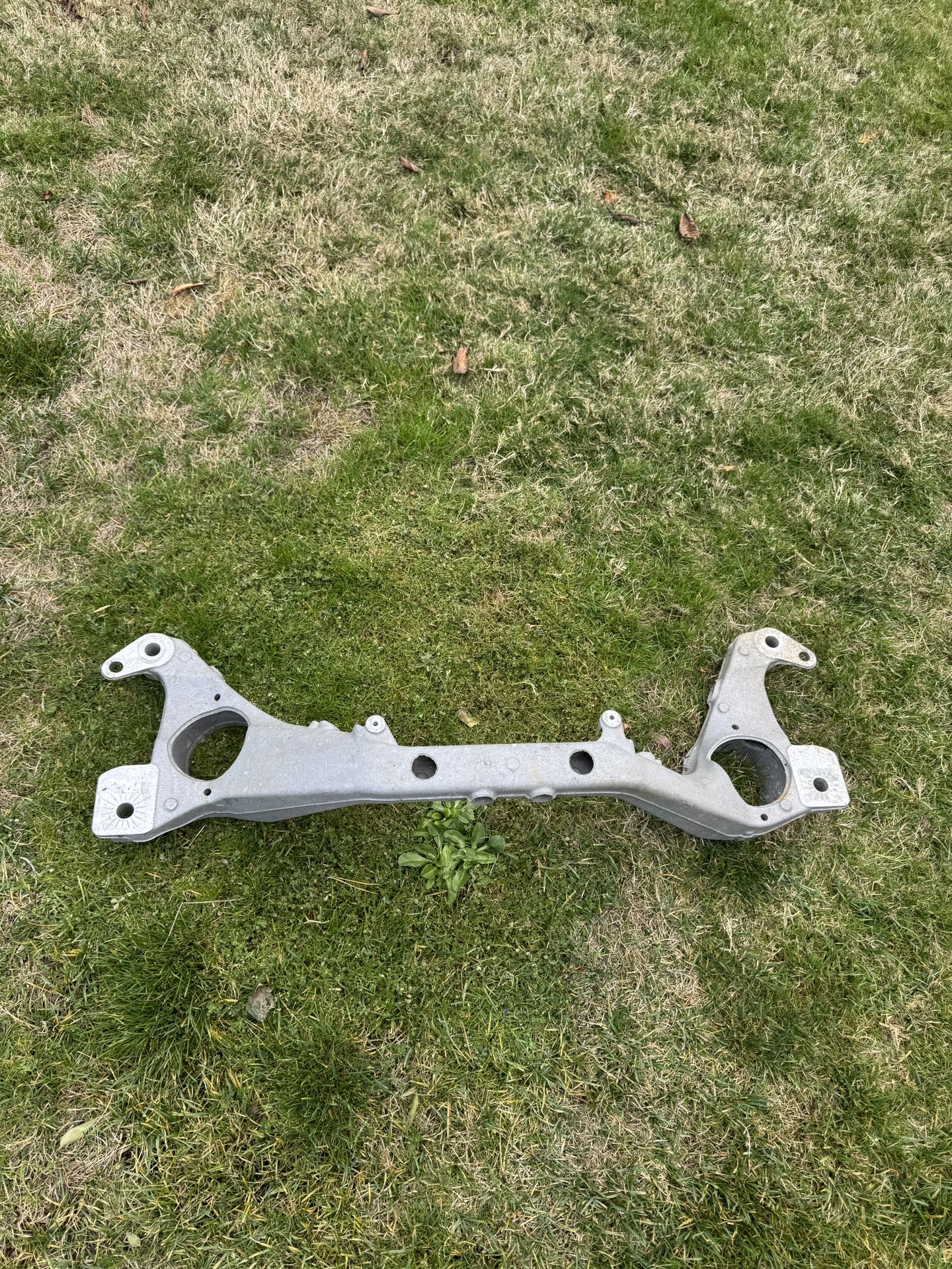 Audi Q7 OEM Engine Carrier 2007-2010