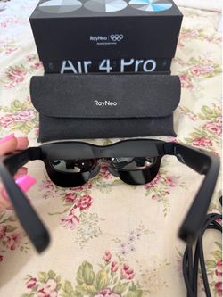 ReyNeo Air 4 Pro AR Glasses