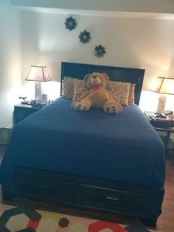Bedroom set