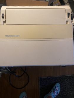 Vintage Typewriter Working