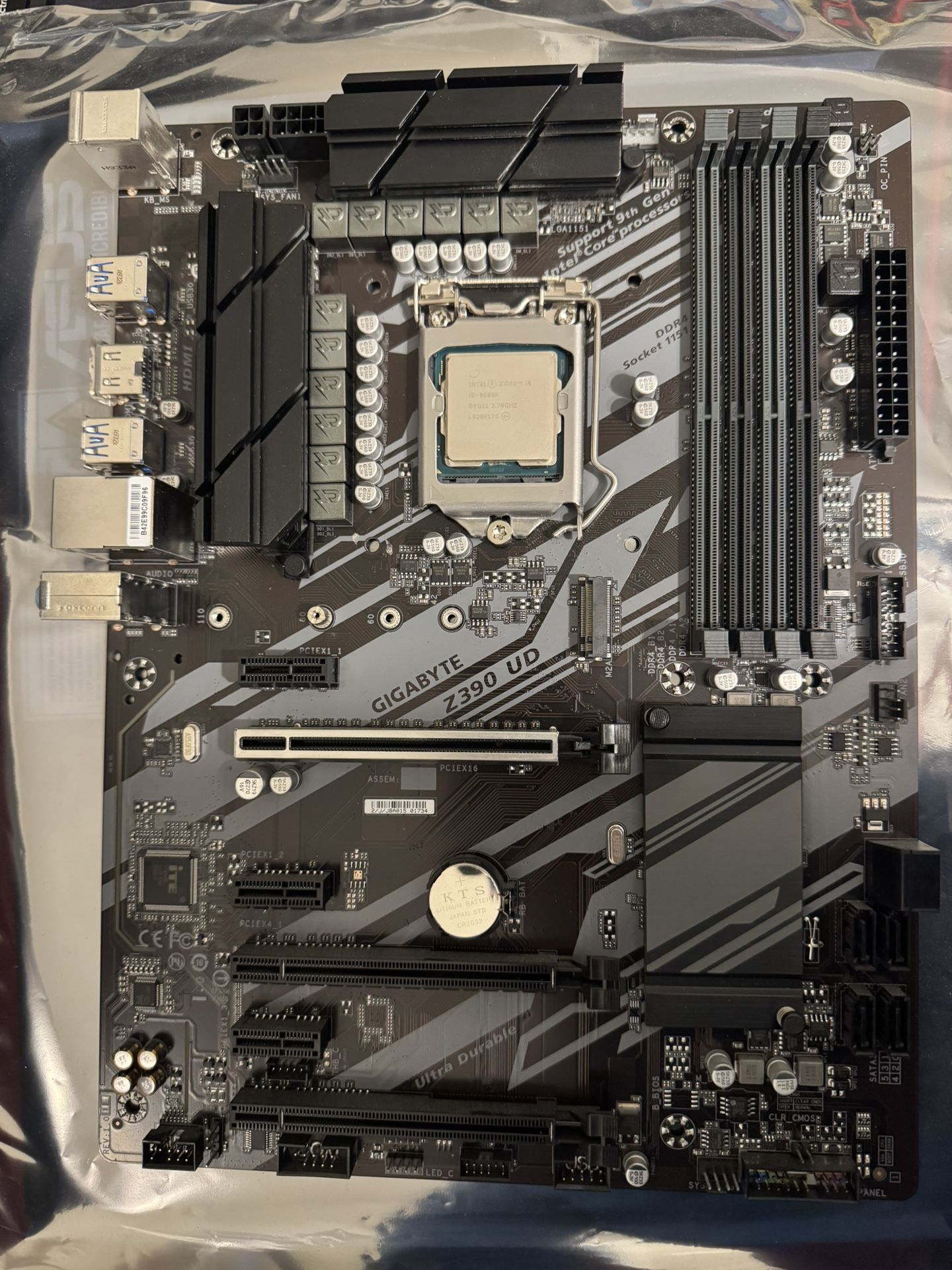 Gigabyte Z390 UD W/ Intel I5-9600K CPU And Crucial Ballistix 16Gb DDR4 Ram
