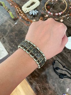 Green beaded bracelet