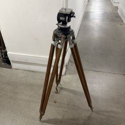Miller Fluid Head w/ Wooden Cinema Tripod – Vintage Professional Film Tripod
