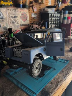 RC Brand new Land Rover